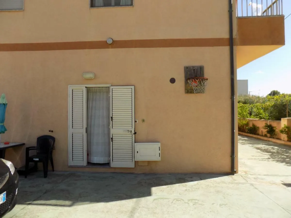 Vi.Co House Villa La Maddalena  0*, La Maddalena (Sassari) Olaszország