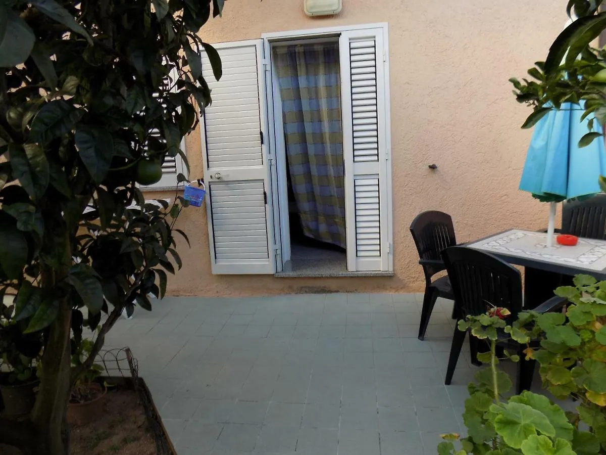 Casa vacanze Vi.Co House Villa La Maddalena  Italia